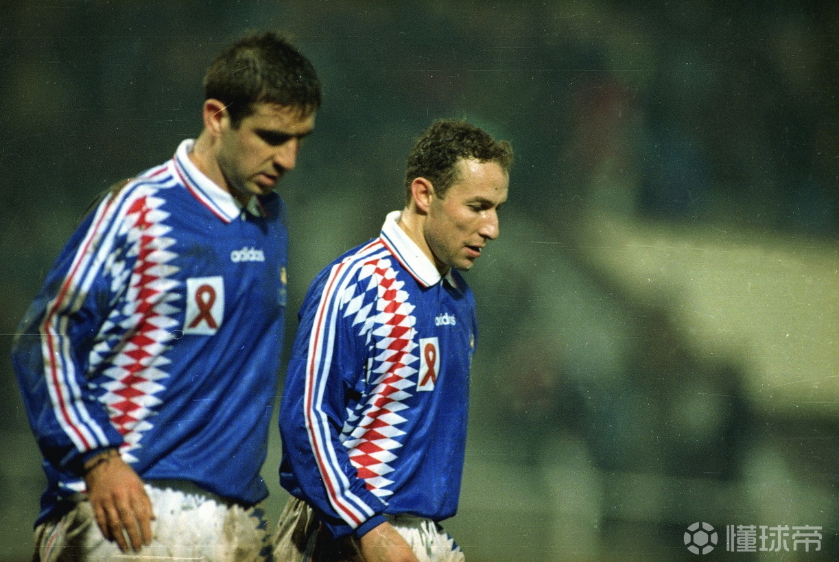 爱游戏2026-印尼队轻取法国队，黄鸭组合统治全场