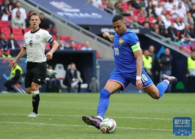 爱游戏官方入口-法国队横扫德国队，波尔惊艳四座